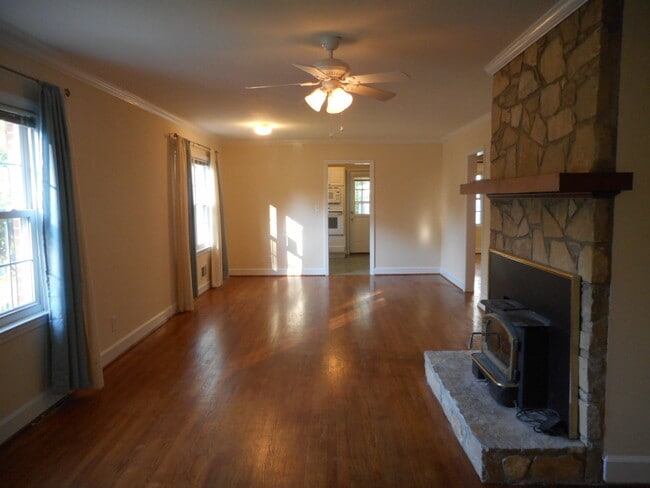 107 Caldwell St