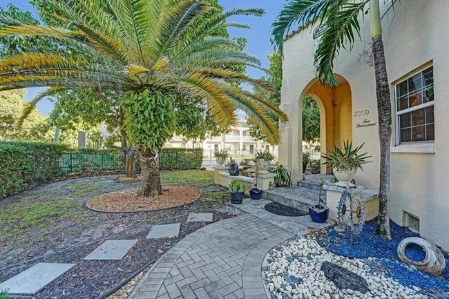 Photo - 2000 Jackson St