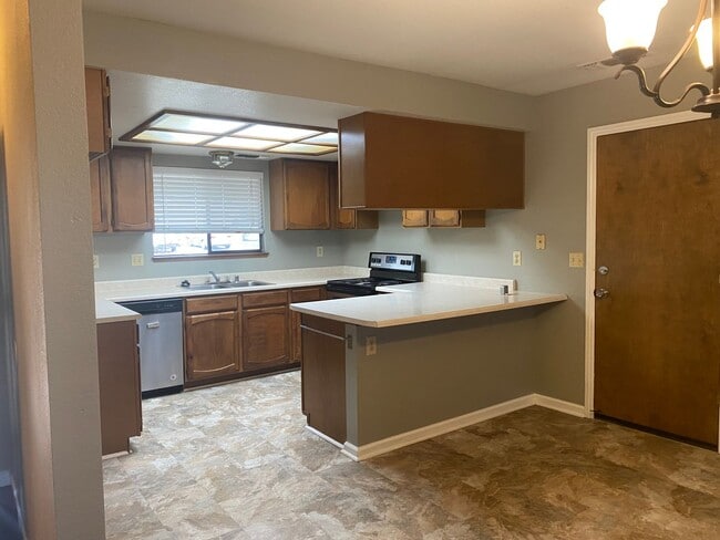 Photo - Nice well cared for home in desirable Edge...