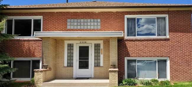 Building Photo - 2520 Deming Blvd