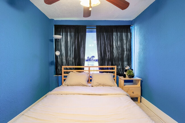 Photo - 1062 SW 135th Pl