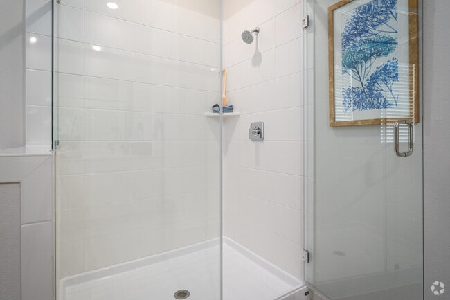 3BR, 2BA - 1,824SF - Primary Bathroom