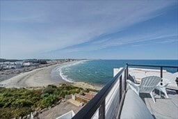 62 Oceanside Dr Unit 62