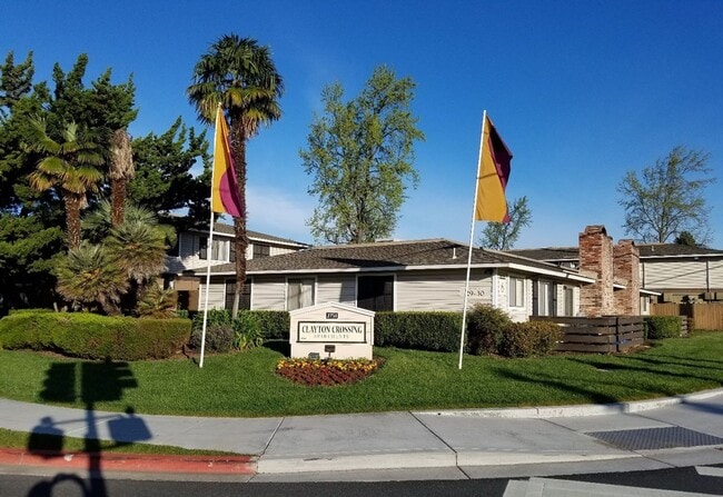 Photo - Clayton Crossing Apartments