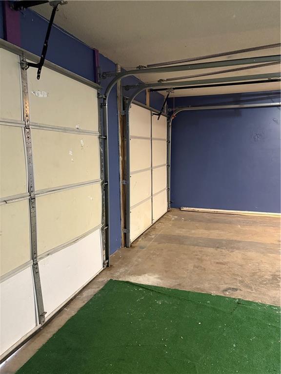 Photo - 1562 Linksview Close