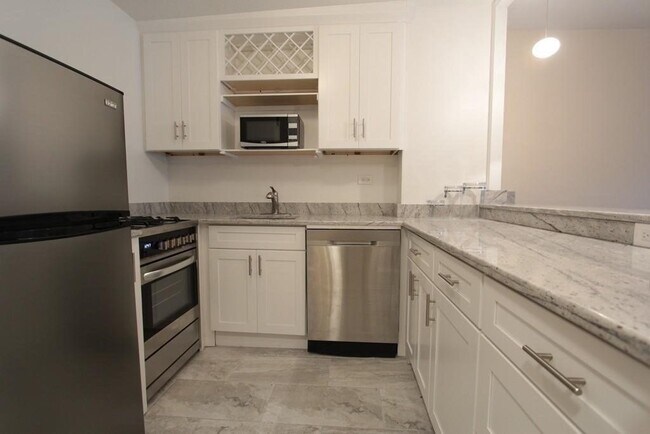 Photo - 151 Tremont St Unidad 12U