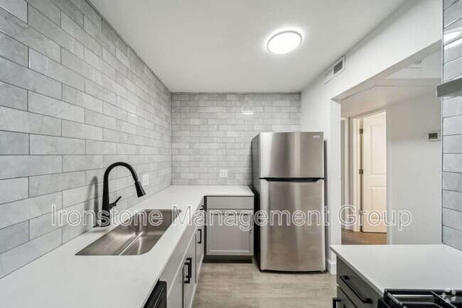 Building Photo - 4521 E 31st St Unit #57 Rental