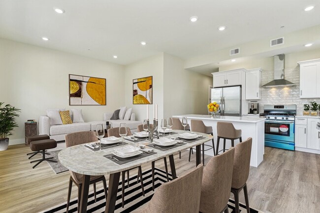 Photo - 611 Communipaw Ave Unit A