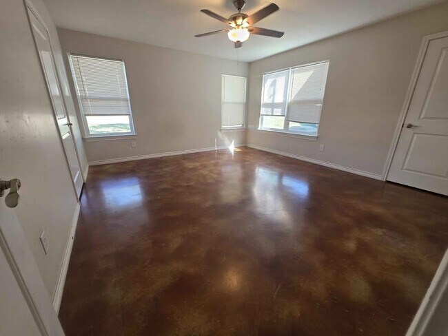 Photo - 511 Avenue K