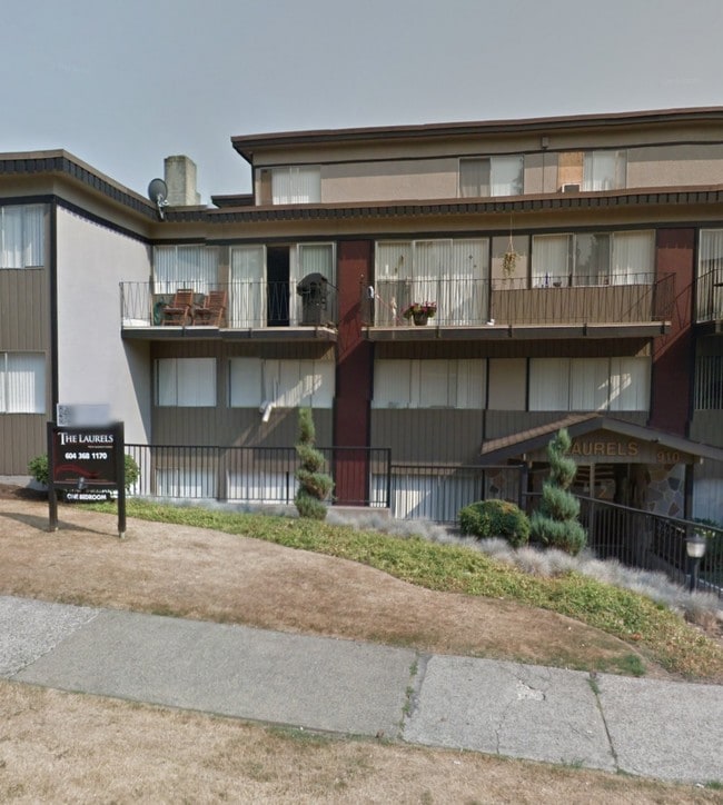 Building Photo - The Laurels Apartments