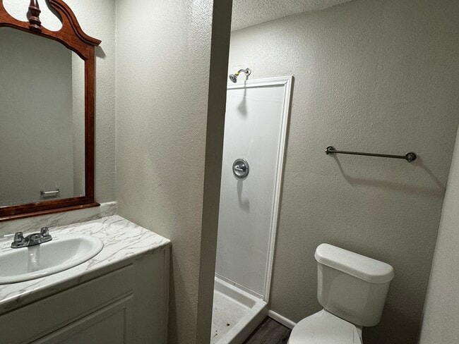 Photo - 1911 41st St