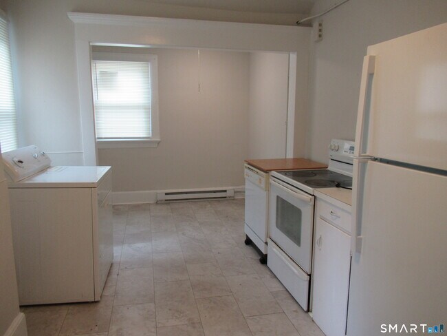 Photo - 101 Stearns St