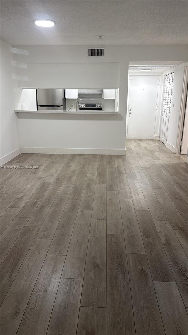 Photo - 8100 Geneva Ct Unit 146