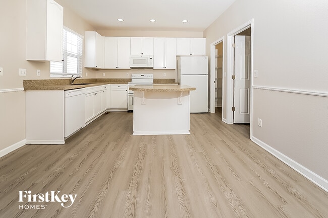 Photo - 1336 S Duquesne Cir