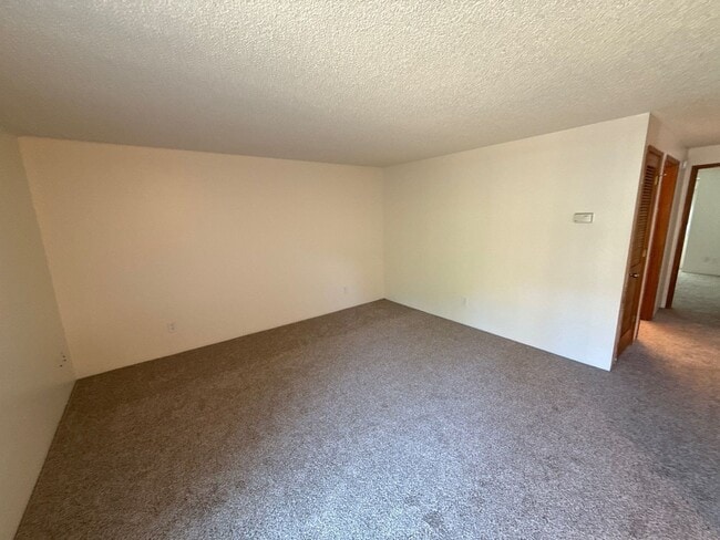Photo - 621 Glen Creek Rd NW