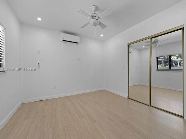 Photo - 252 E 36th St Unit A