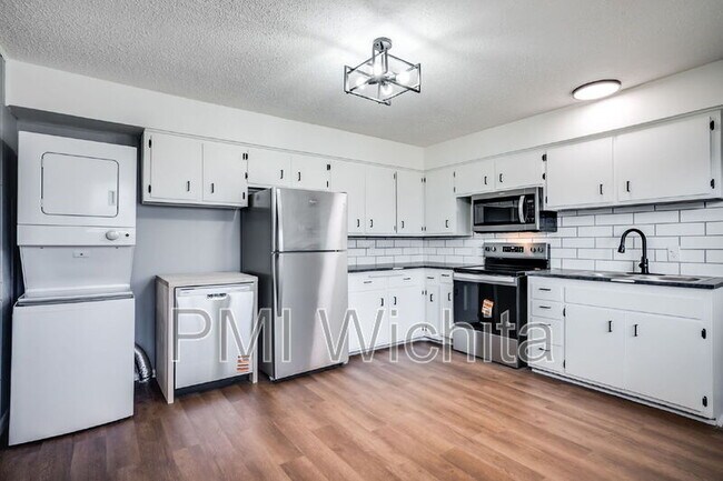 Photo - 1433 N Kokomo Ave