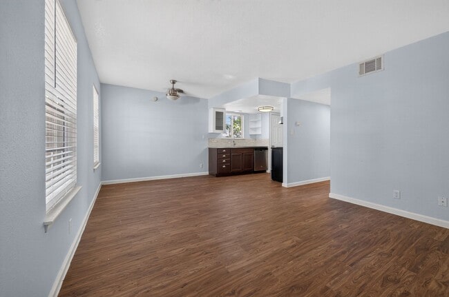 Photo - 3425 Willowrun Dr Unit A