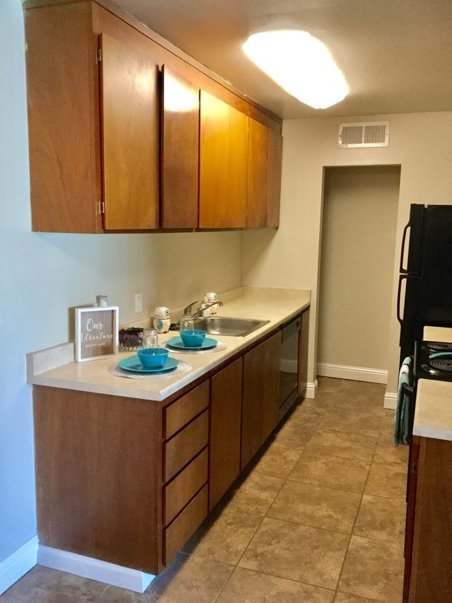 The Villas at Chico - The Villas at Chico Apartments