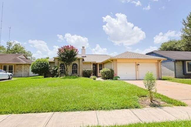 Building Photo - 8215 Summer Quail Dr