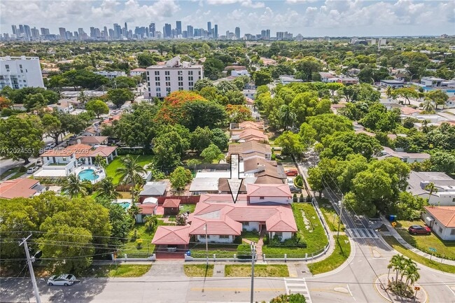 Photo - 1841 SW 29th Ave