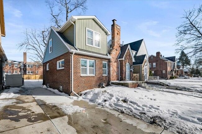 Photo - 16200 Parkside St