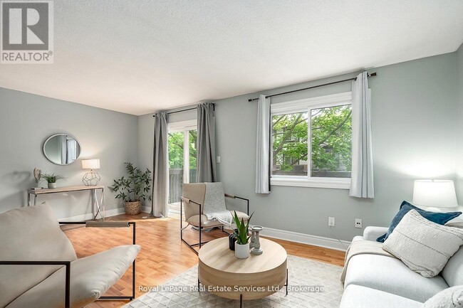 Photo - 2651 Aquitaine Ave