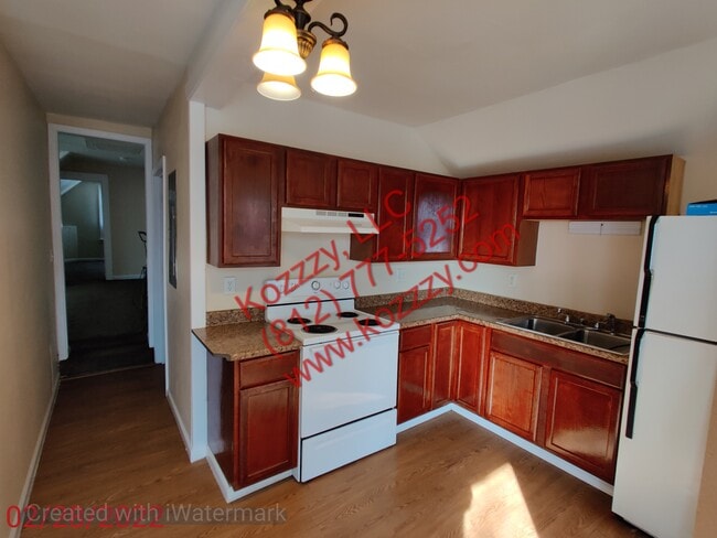 Photo - 407 E Michigan St Unidad B