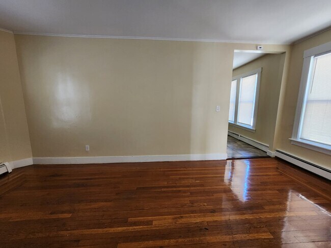 Photo - 371 Norton St Unit 1