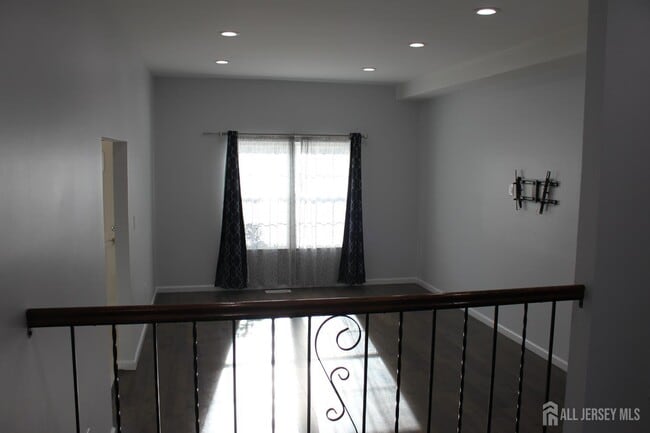 Photo - 83 Pheasant Run