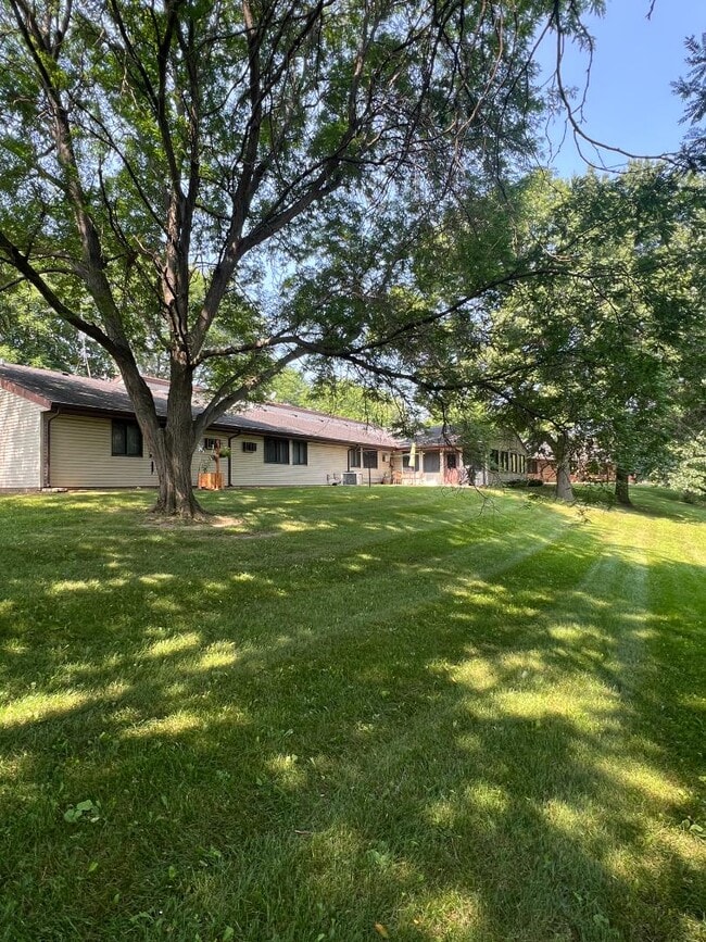 Photo - 509 N Main St