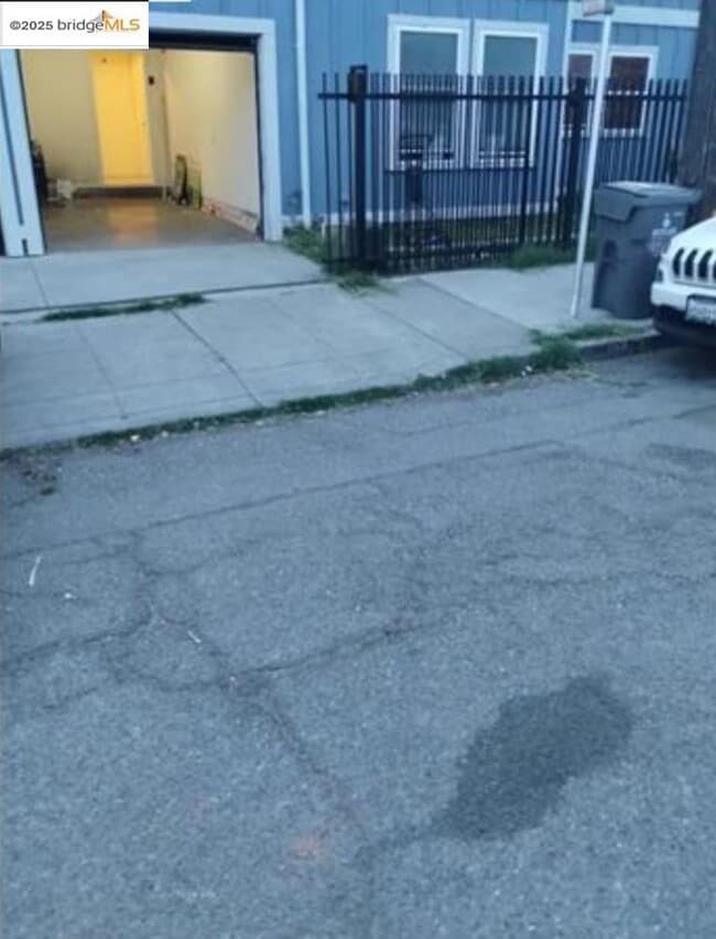 Photo - 3532 San Leandro St