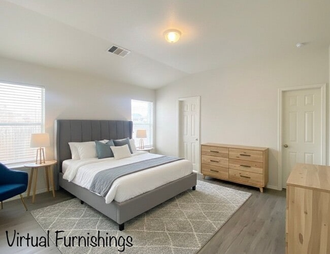 Photo - NEW IN MANAGEMENT - AVAILABLE NOW!