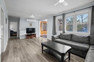 Photo - 46 Willow St