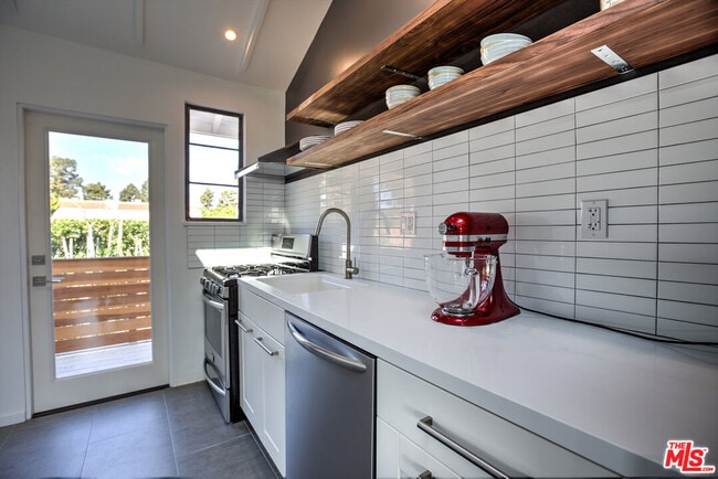 Photo - 1807 Montana Ave Unidad C