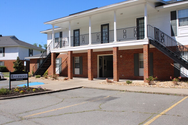 Riverwood Apartments