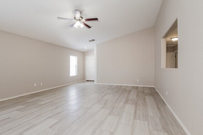 Photo - 11638 W Carol Ave