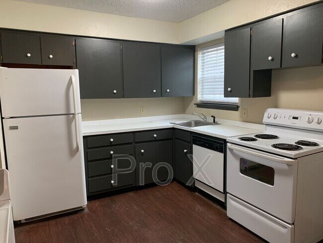 Photo - 1011 S Jefferson Unidad 1011 S Jefferson 4