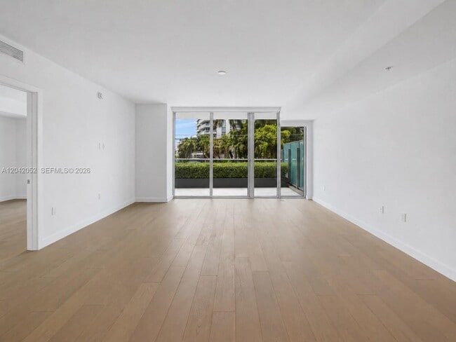 Photo - 9221 E Bay Harbor Dr Unit 210