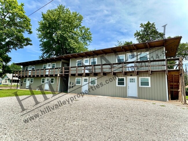 Building Photo - 9 Blakely Ave Unit Apt H