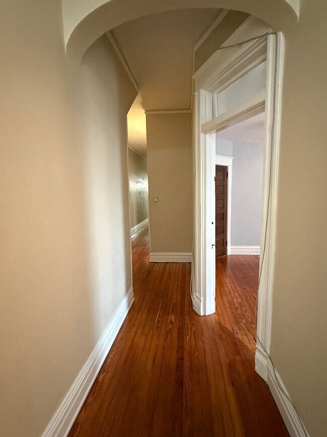 Photo - 3100 Hanover Ave Unidad B