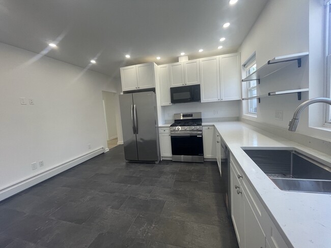 Photo - 27 Vernon St Unit 1
