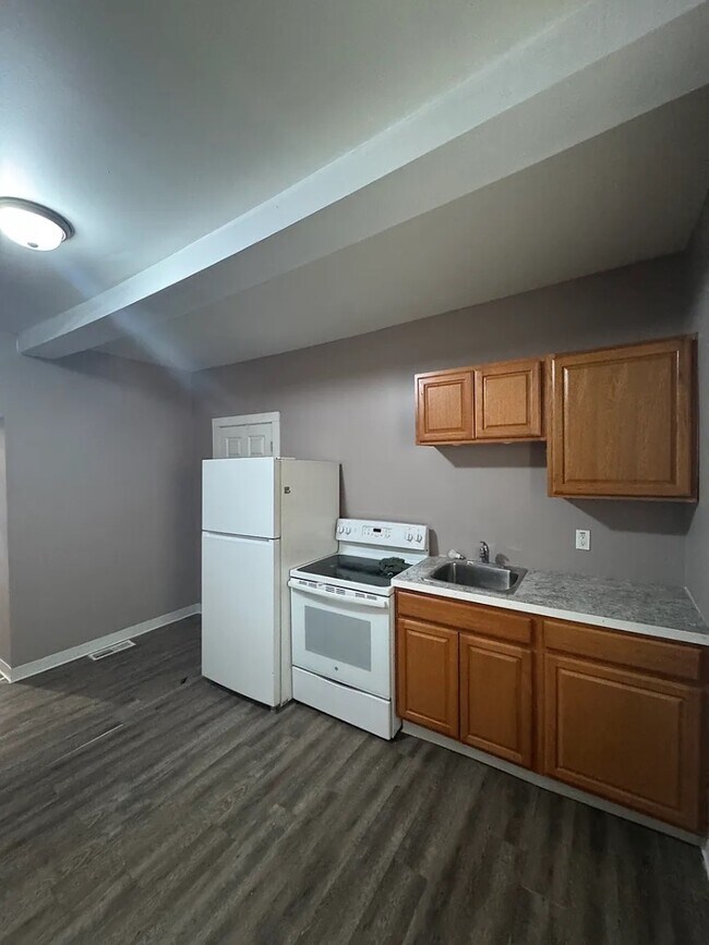 Photo - 511 Crouse St