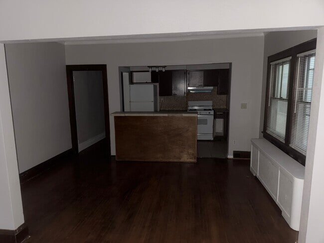 Photo - 3233 Chicago Ave Unit 2