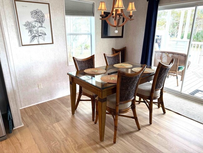 Photo - 292 Majorca Rd