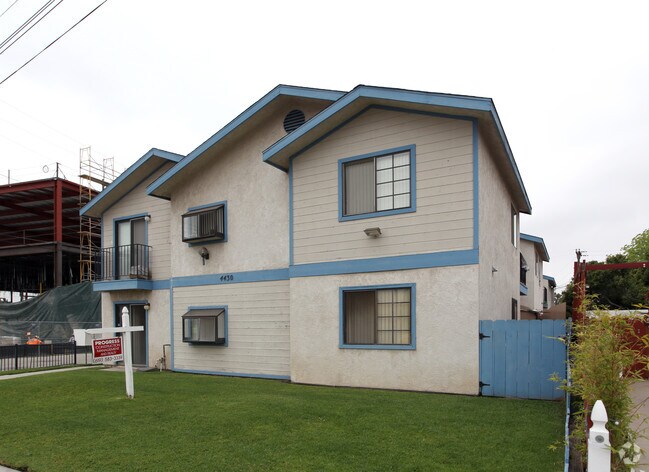 Campus Village 4