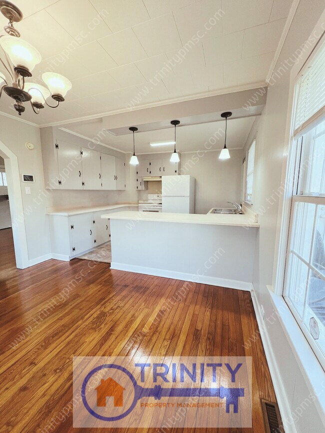 Photo - NEWLY UPDATED!! Ready and waiting for you!