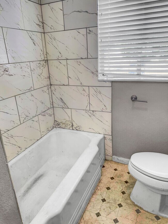 Photo - Olmos Unit 2016