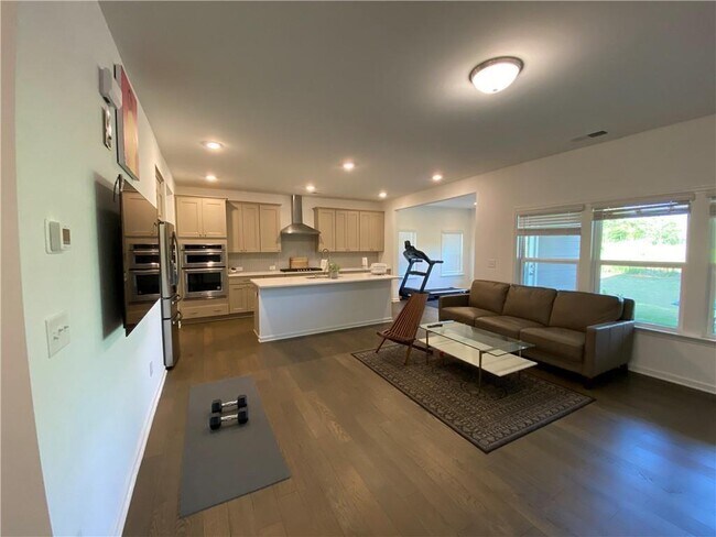 Photo - 5580 Bergeson Wy