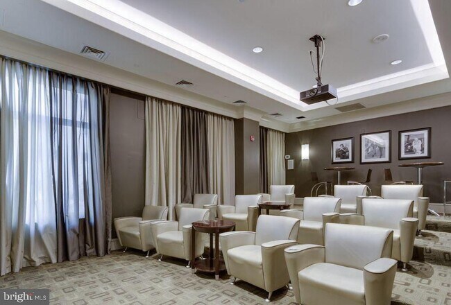 Photo - 851 N Glebe Rd Unit 810